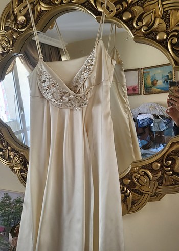 Nakışlı Beyaz Uzun Drapeli Straplez Elbise - Görsel 4