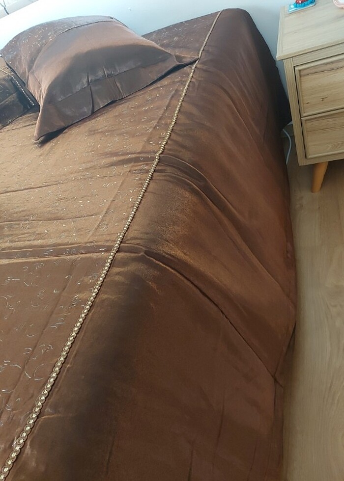 Saten yatak örtüsü - Görsel 4