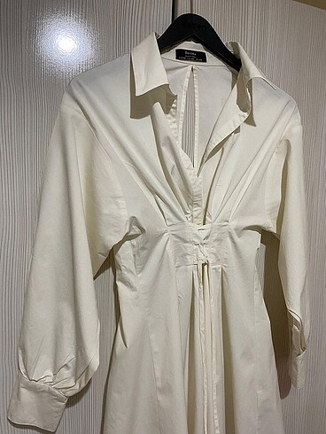 xs Beden Bershka elbise
