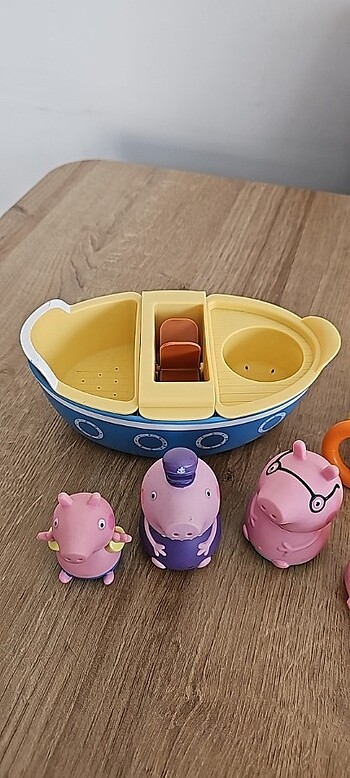  Beden Peppa pig oyuncak seti