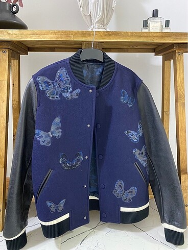 Valentino Ceket