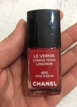 Chanel oje