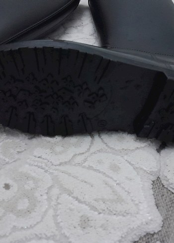 37 Beden Siyah Rugan Diz Boyu Kadın yağmur Çizmesi
