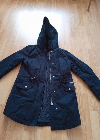 H&M Kapusonlu Sehir Parkasi
