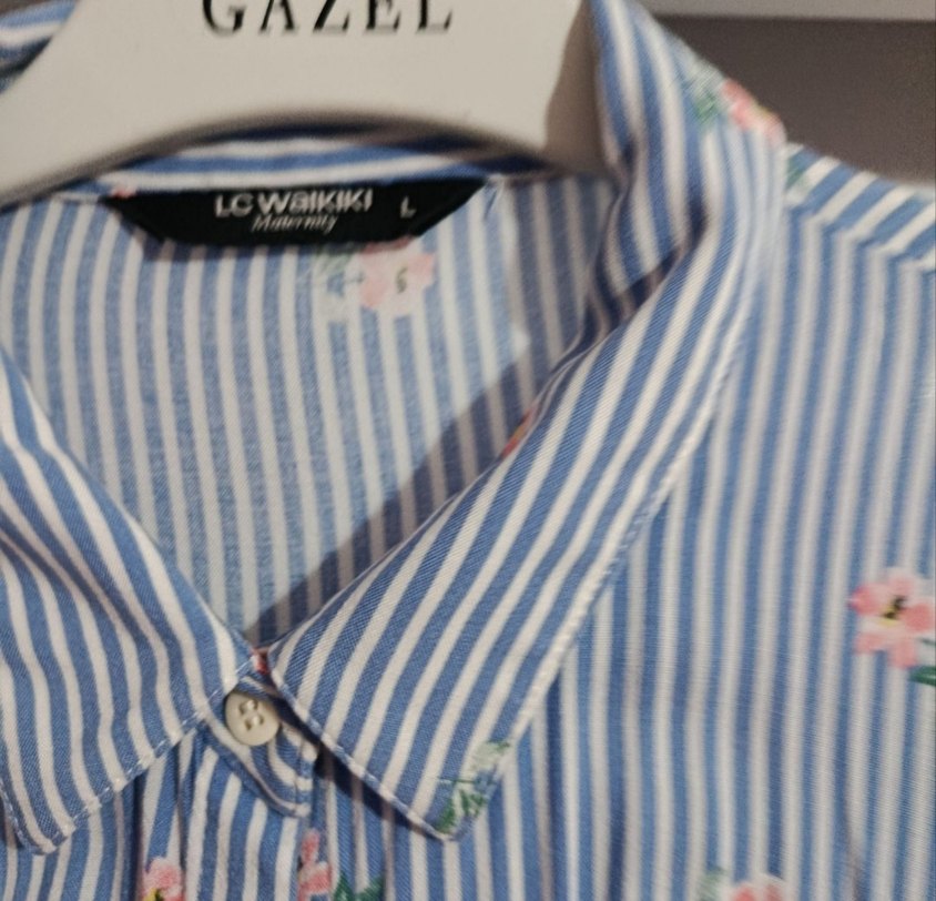 Çiçekli Mavi Çizgili Gömlek — görsel 3/4