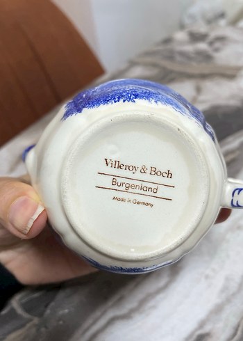 Beden Mavi Burgerland desenli beyaz porselen sütlük