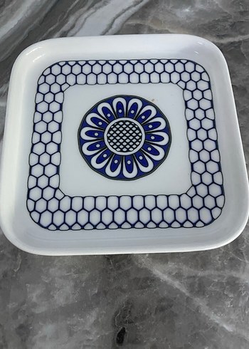 Mavi Desenli Kare Tabak