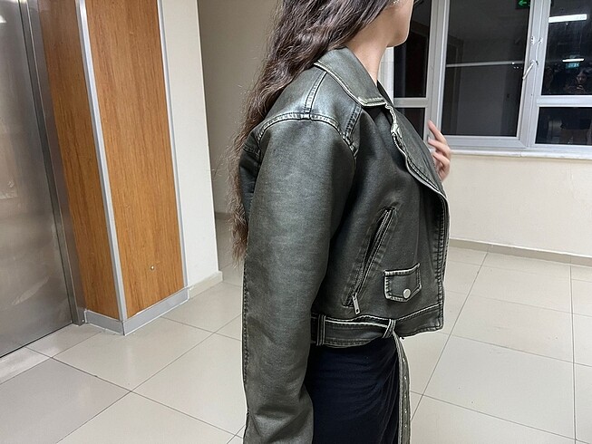 l Beden Defocto zara yeşil deri ceket muadili