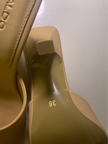 38 Beden ALDO Sandal