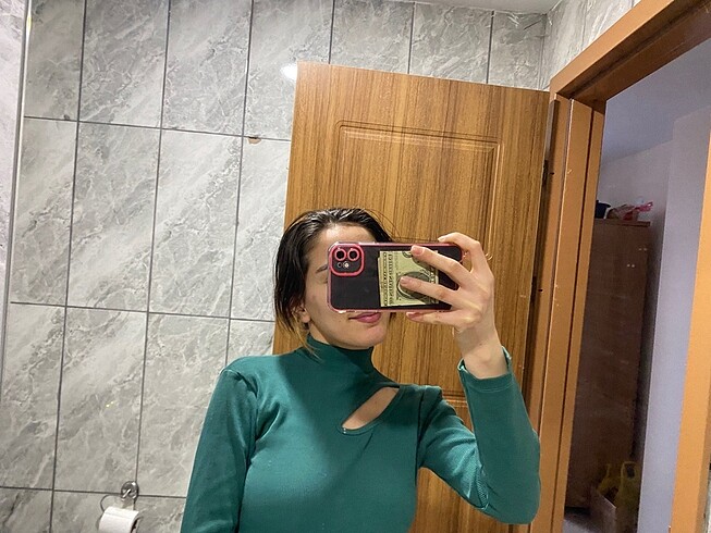 s Beden Dekolteli şık yeşil boğazlı bluz