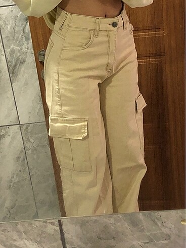 Krem rengi kargo pantolon