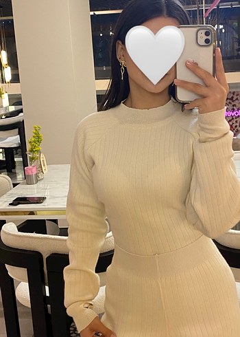 Yüksek Yakalı Bej Fitted Triko alt üst takım