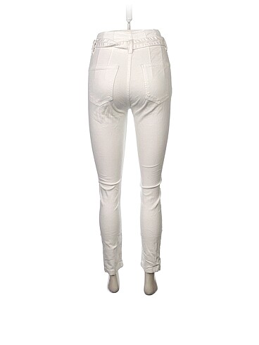 34 Beden Bershka Jean / Kot %70 İndirimli.