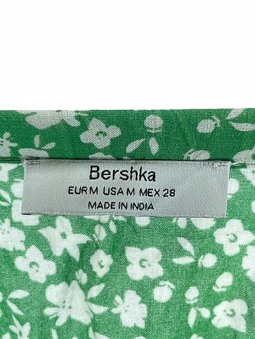 m Beden yeşil Renk Bershka Kısa Elbise %70 İndirimli.