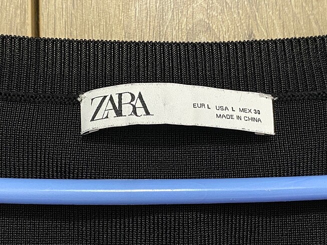Zara Siyah crop