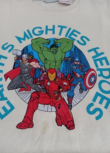 lcw marvel tşört 8/9 yaş