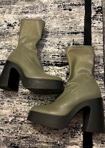 Açık yeşil Kadın Fermuarlı Blok Topuklu Bot - Görsel 2