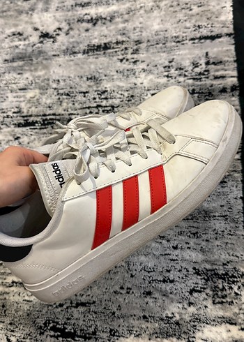 Beyaz Adidas Spor Ayakkabı - Görsel 2