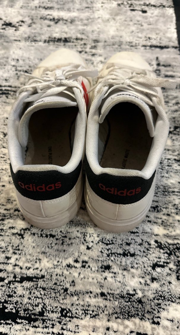 Beyaz Adidas Spor Ayakkabı - Görsel 4