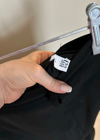 Siyah Mini Etek, Fırfırlı, Dar Kesim - Görsel 3