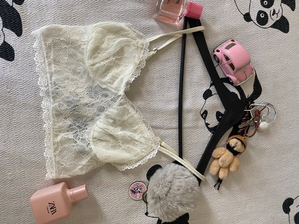 Dantel Detaylı Beyaz Strappy Büstiyer - Görsel 2