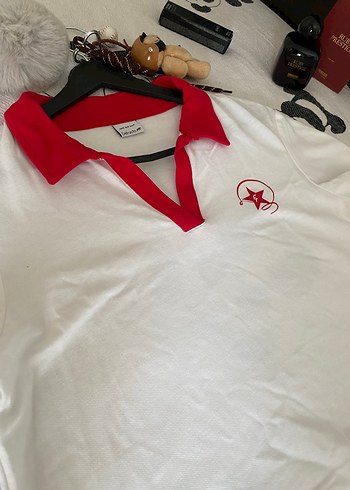 Defacto Kırmızı Yakalı Beyaz Kadın Tişört - Görsel 4