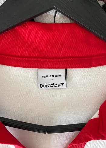 Defacto Kırmızı Yakalı Beyaz Kadın Tişört - Görsel 3