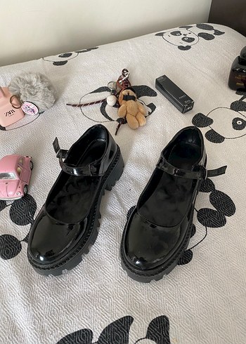 Siyah Rugan Platform Topuklu Gotik Ayakkabı - Görsel 3