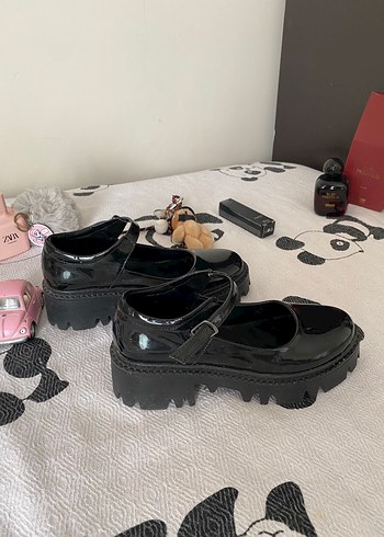 Siyah Rugan Platform Topuklu Gotik Ayakkabı - Görsel 4