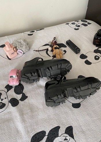 Siyah Rugan Platform Topuklu Gotik Ayakkabı - Görsel 9