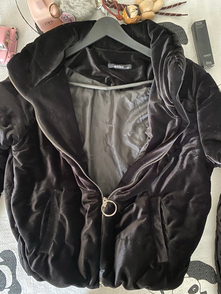 Siyah Kadın Kışlık kadife Polar Ceket - Görsel 4