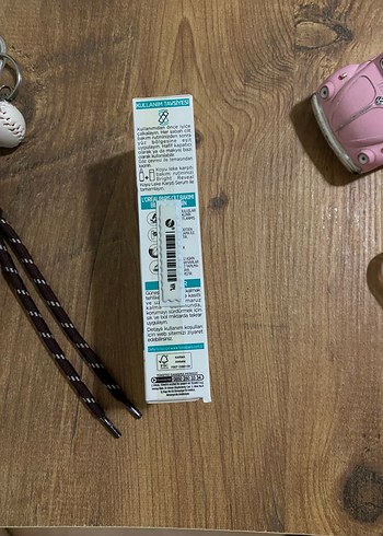 L'Oréal Paris Bright Reveal SPF 50 Renkli Güneş Kremi - Görsel 3