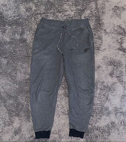 Faturalı Nike Tech Fleece