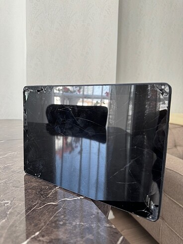 Huawei ekran değiştirilmelidir