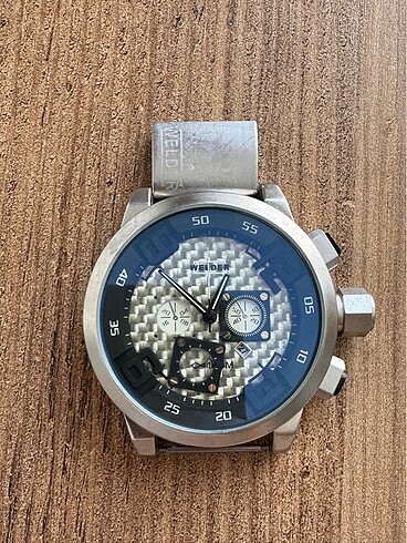 Welder welder kol saati içindeki parça yapıştırılıp pil taktırılmalıdır