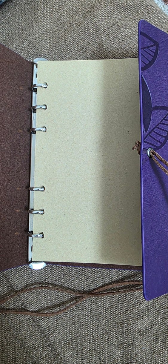 Mor Yaprak Desenli Defter - Görsel 3