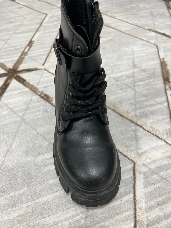 Siyah Deri Tokalı Platform Topuklu Bot - Görsel 4