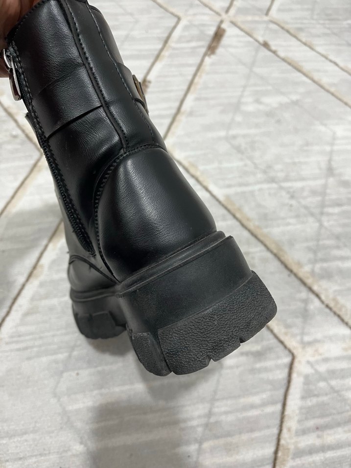 Siyah Deri Tokalı Platform Topuklu Bot - Görsel 5