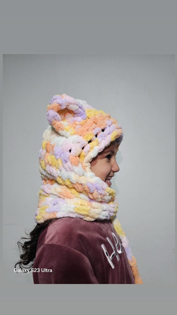 Çok Renkli Örgü Çocuk Bere ve Atkı Seti - Görsel 3