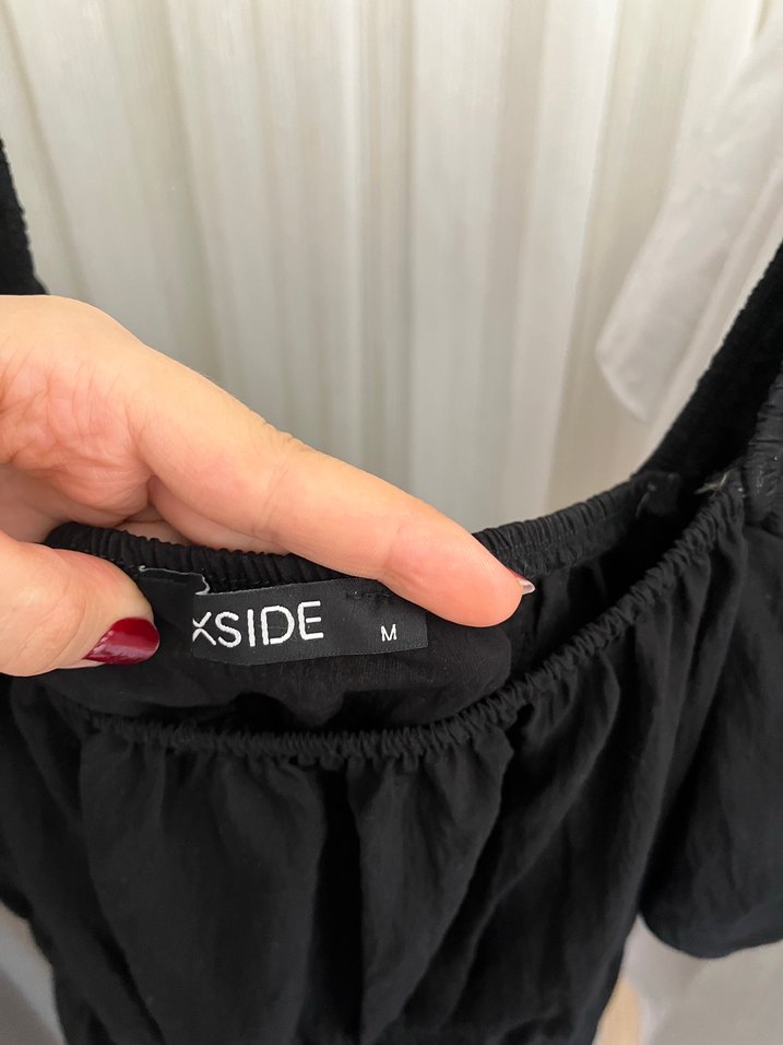 Siyah Bohem Midi Elbise Drapeli ve Geniş Kesim - Görsel 4