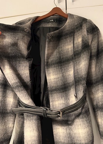 Kemerli Gri Kareli Midi Kadın Kaban - Görsel 3