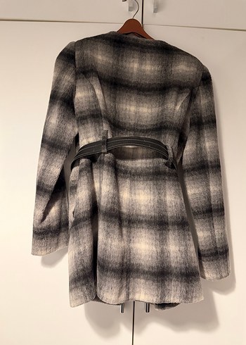 Kemerli Gri Kareli Midi Kadın Kaban - Görsel 2