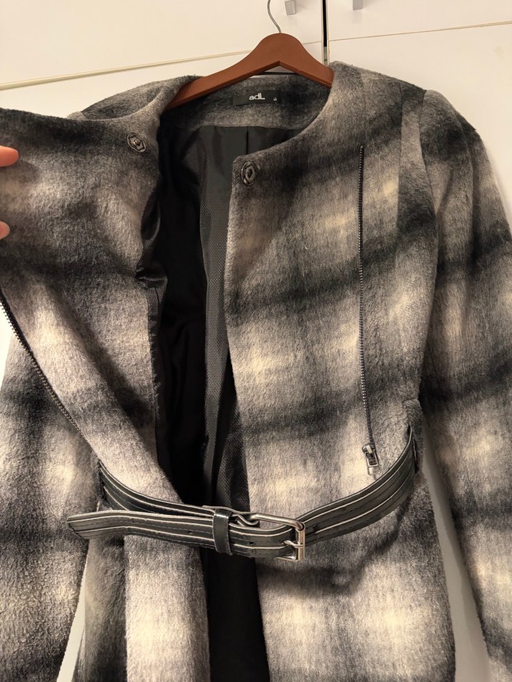 Kemerli Gri Kareli Midi Kadın Kaban - Görsel 3