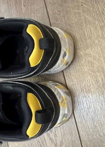 35 Beden sarı Renk Vicco sarı siyah renkli erkek çocuk spor ayakkabı