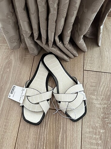 38 Beden beyaz Renk H&M Terlik