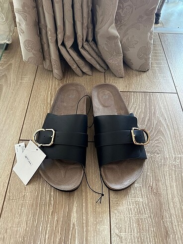 38 Beden siyah Renk H&M Terlik