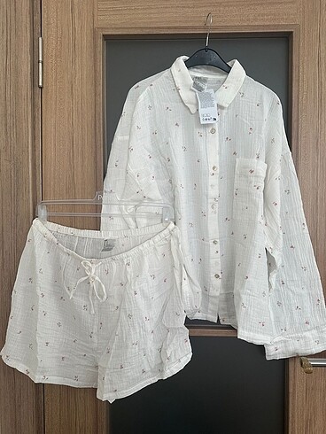 m Beden beyaz Renk H&M pijama takımı