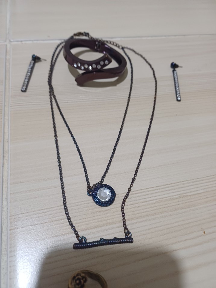 Zincir Detaylı Siyah Gotik Takı Seti - Görsel 2