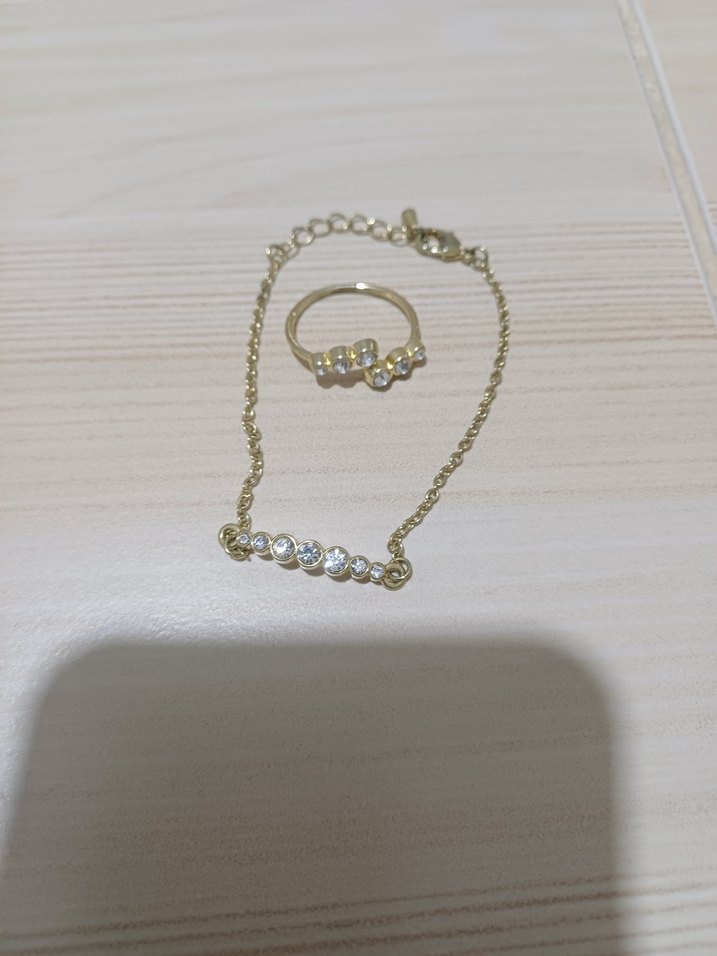 Altın Renkli Zincir Detaylı Kadın El Zinciri - Görsel 2