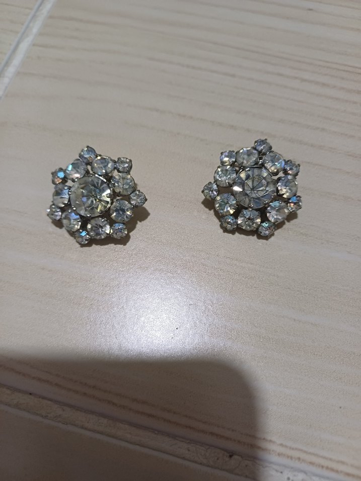 Vintage Mini Çiçekli Payetli Küpe - Görsel 2